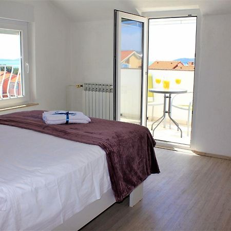 Apartments Olive Garden - Swimming Pool Biograd Na Moru Esterno foto